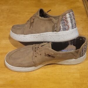 Skechers Tan Flats with Patterned Trim